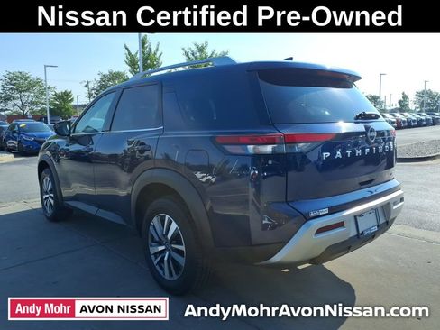Certified 2025 Nissan Pathfinder SL FWD image 6