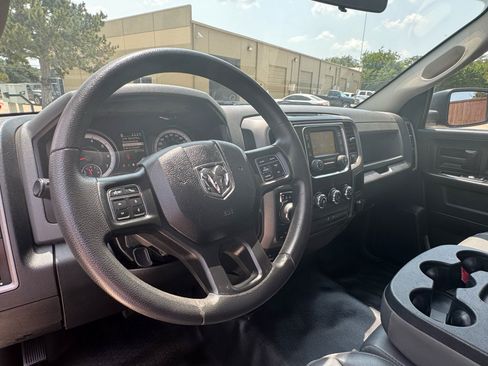 Used 2018 RAM 1500 Tradesman w/ Protection Group AWD/4WD image 9