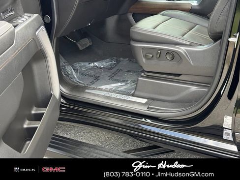 Certified 2025 Chevrolet Silverado 1500 High Country w/ High Country Premium Package AWD/4WD image 21