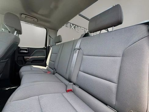 Used 2015 GMC Sierra 2500 SLE w/ SLE Preferred Package AWD/4WD image 12