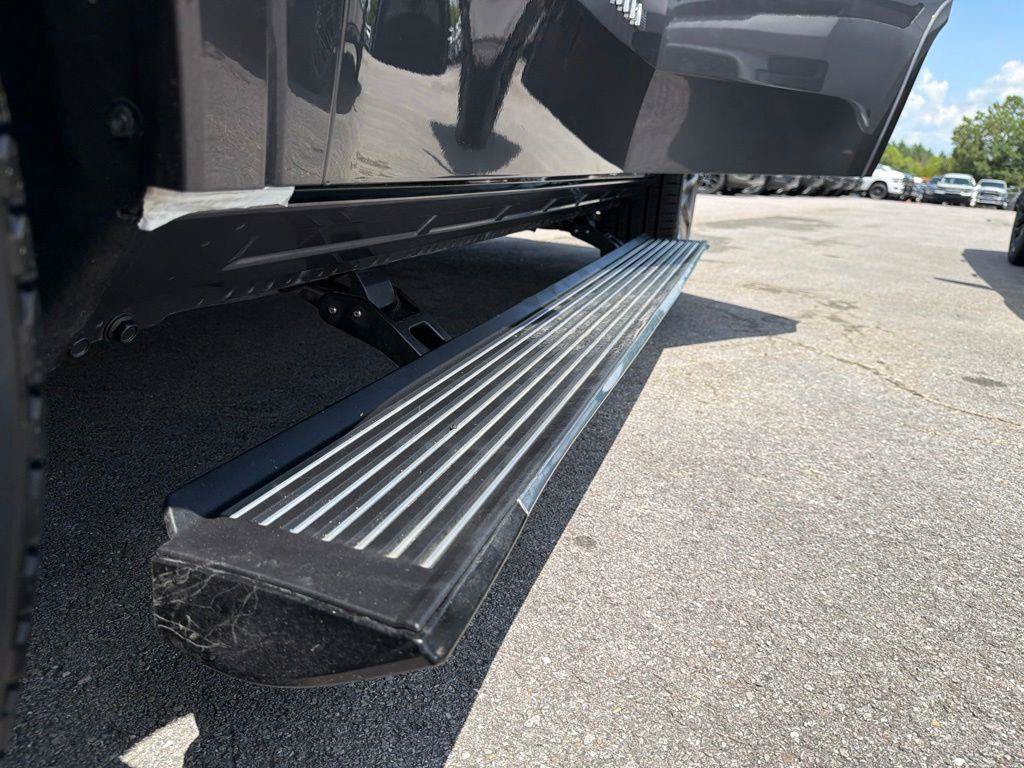 Used 2022 Jeep Grand Wagoneer Series I AWD/4WD image 16