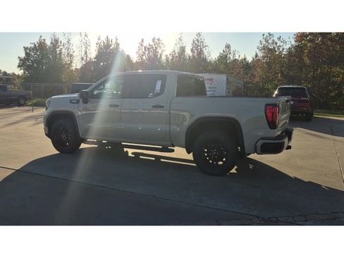 New 2026 GMC Sierra 1500 Pro w/ Graphite Edition image 6