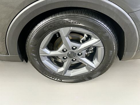 Used 2025 Kia K4 LXS image 11