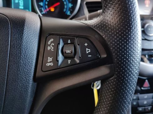 Used 2015 Chevrolet Cruze LT w/ Technology Package FWD image 25