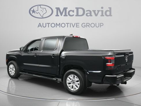Used 2022 Nissan Frontier SV w/ Technology Package RWD image 6