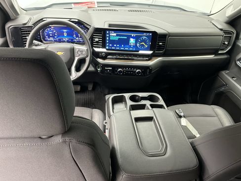 Certified 2024 Chevrolet Silverado 1500 LT AWD/4WD image 4