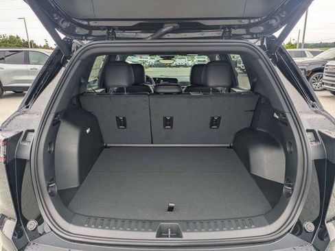New 2026 Chevrolet Equinox RS w/ Convenience Package III FWD image 13