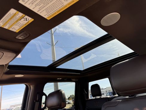 Used 2024 Ford F150 King Ranch w/ FX4 Off-Road Package image 27