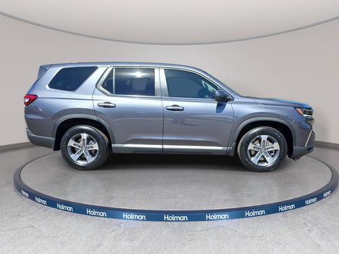 Certified 2024 Honda Pilot EX-L image 4