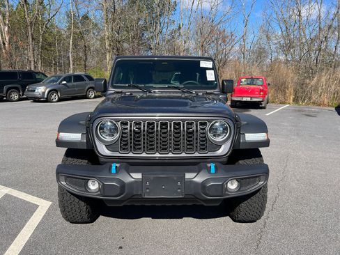 Used 2025 Jeep Wrangler Unlimited Rubicon 4xe w/ Convenience Group image 2