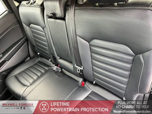 Used 2024 Ford Edge SEL image 22