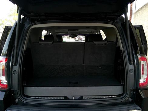 Used 2019 GMC Yukon Denali w/ Denali Ultimate Package image 8