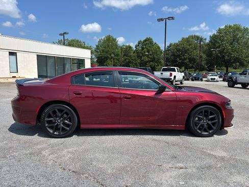 Used 2022 Dodge Charger R/T w/ Plus Group RWD image 9