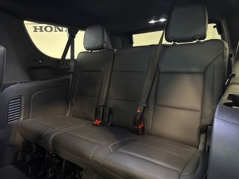 Used 2025 GMC Yukon XL Denali image 25