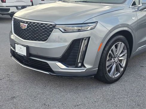 Used 2024 Cadillac XT6 Premium Luxury w/ Technology Package FWD image 10