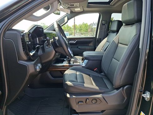 Used 2024 GMC Sierra 1500 Elevation w/ Elevation Premium Package AWD/4WD image 15