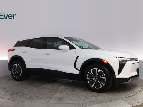 Used 2024 Chevrolet Blazer EV LT AWD/4WD image 14