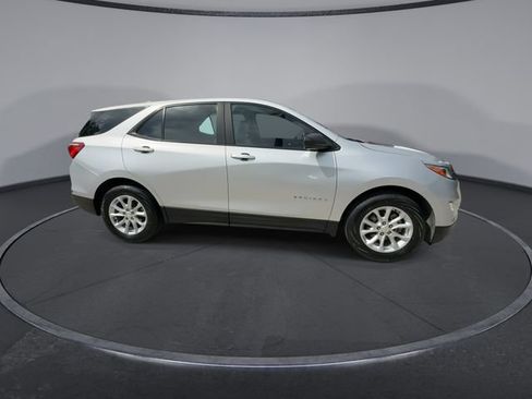 Used 2021 Chevrolet Equinox LS FWD image 9