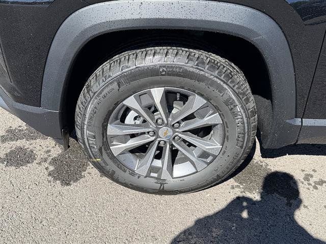 New 2027 Chevrolet Equinox LT AWD/4WD image 10