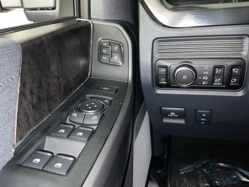 New 2027 Ford F250 Lariat w/ Black Appearance Package AWD/4WD image 21