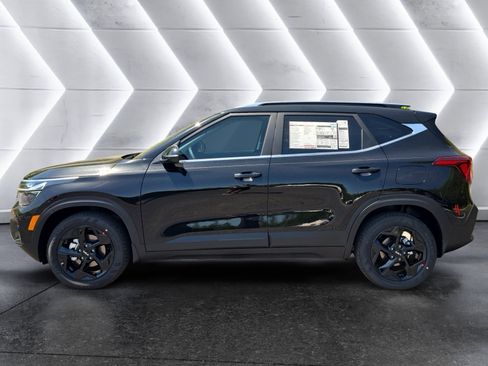 New 2026 Kia Seltos EX FWD image 2