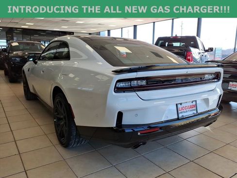 New 2026 Dodge Charger R/T Scat Pack image 4