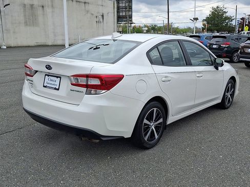 Certified 2023 Subaru Impreza 2.0i Premium AWD/4WD image 9