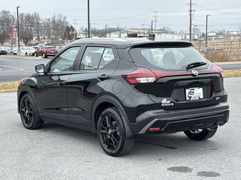 Used 2021 Nissan Kicks SV w/ Interior Electronics Package image 26