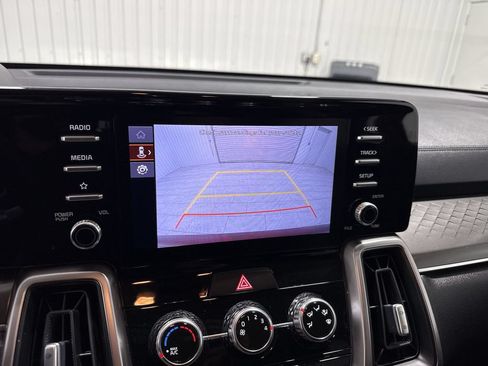 Used 2022 Kia Sorento LX FWD image 15