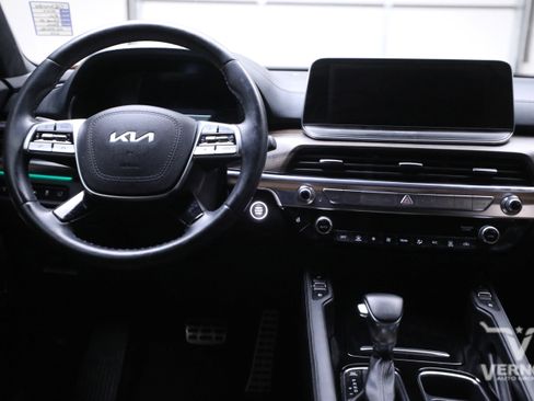 Used 2022 Kia Telluride SX w/ SX Prestige Package image 22