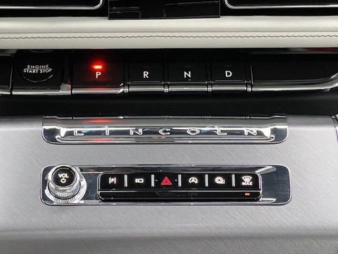 New 2026 Lincoln Aviator AWD image 27