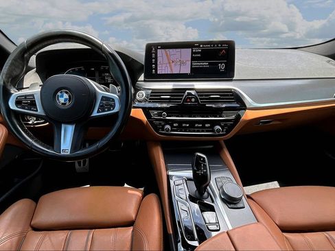 Used 2021 BMW 540i w/ M Sport Package RWD image 7