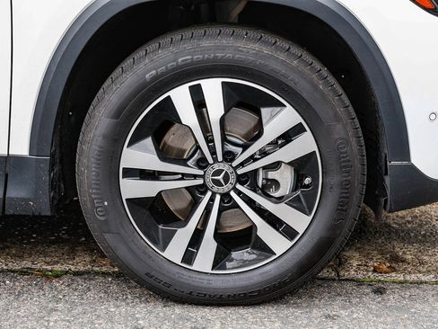 Certified 2025 Mercedes-Benz GLA 250 image 9