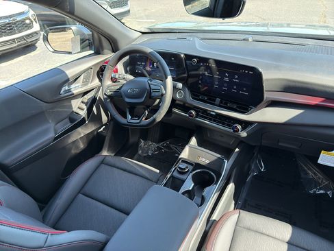 New 2026 Chevrolet Equinox RS w/ Convenience Package III FWD image 15