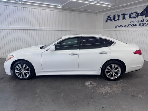 Used 2012 INFINITI M37 w/ Premium Pkg image 8