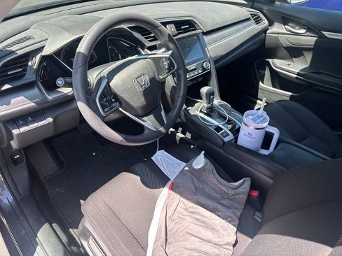 Used 2018 Honda Civic EX image 8