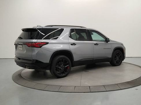 Used 2023 Chevrolet Traverse Premier w/ Redline Edition FWD image 8