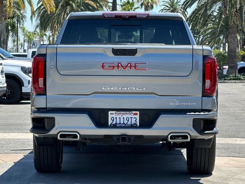 Certified 2023 GMC Sierra 1500 Denali w/ Denali Reserve Package AWD/4WD image 5