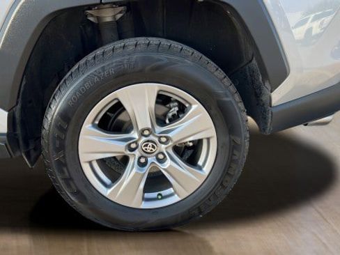 Used 2024 Toyota RAV4 XLE image 16