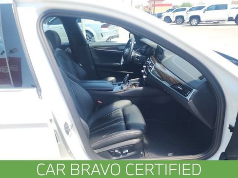 Used 2019 BMW 530e RWD image 25