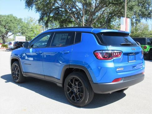 New 2026 Jeep Compass Latitude image 4
