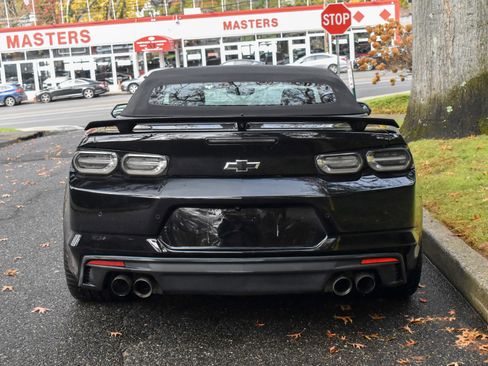 Used 2020 Chevrolet Camaro SS image 9