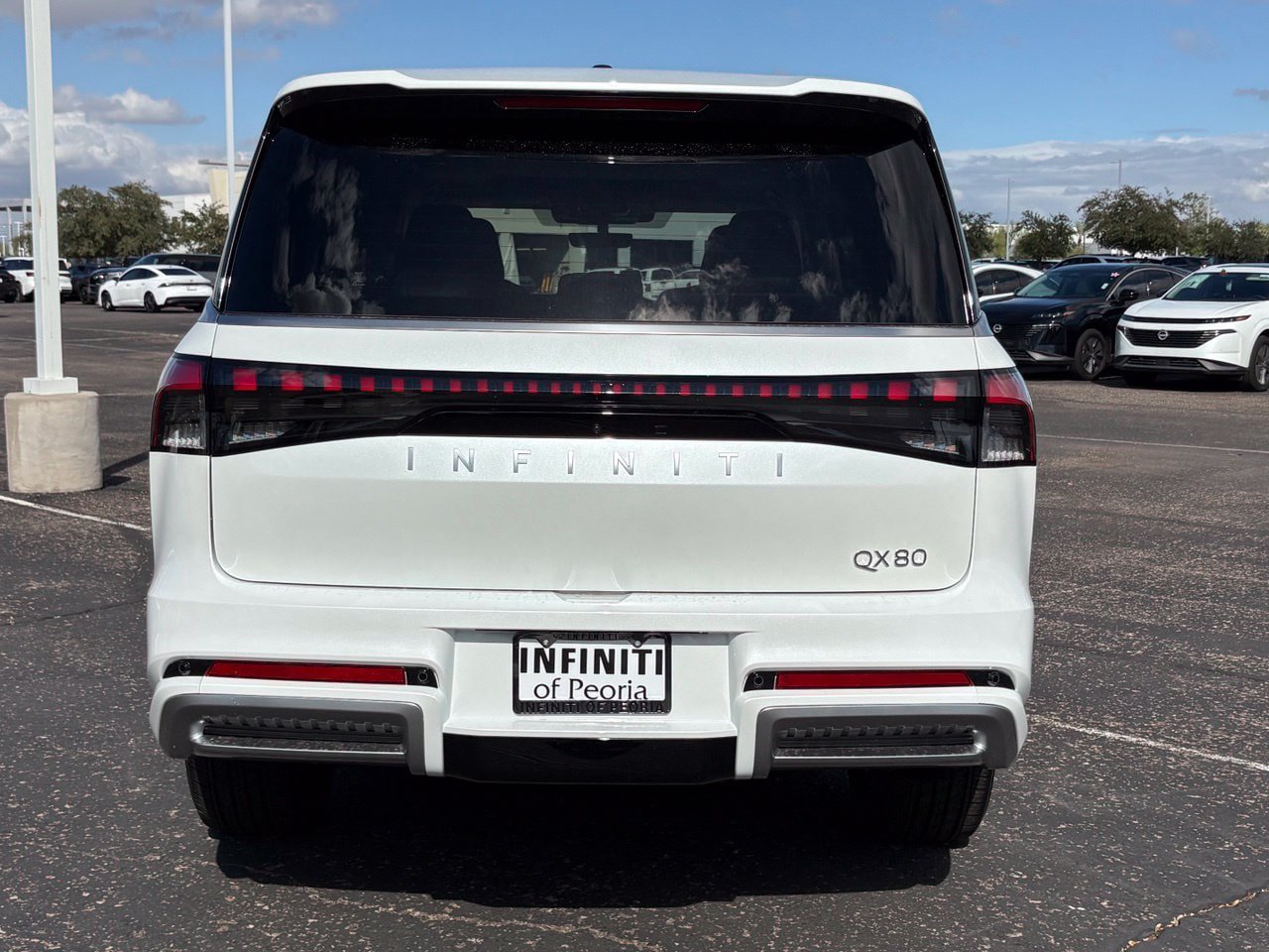 New 2027 INFINITI QX80 Luxe RWD image 5