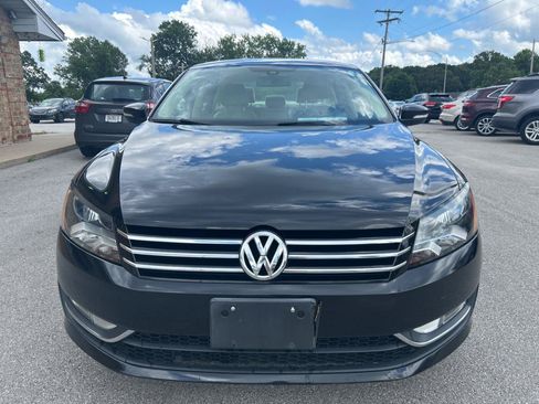 Used 2015 Volkswagen Passat 1.8T Limited Edition FWD image 2