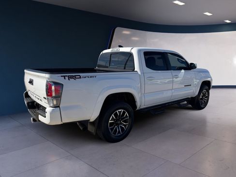 Used 2020 Toyota Tacoma TRD Sport image 5