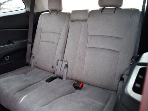 Used 2019 Honda Pilot EX image 16