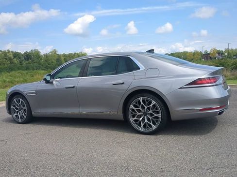 Used 2023 Genesis G90 3.5T AWD/4WD image 6