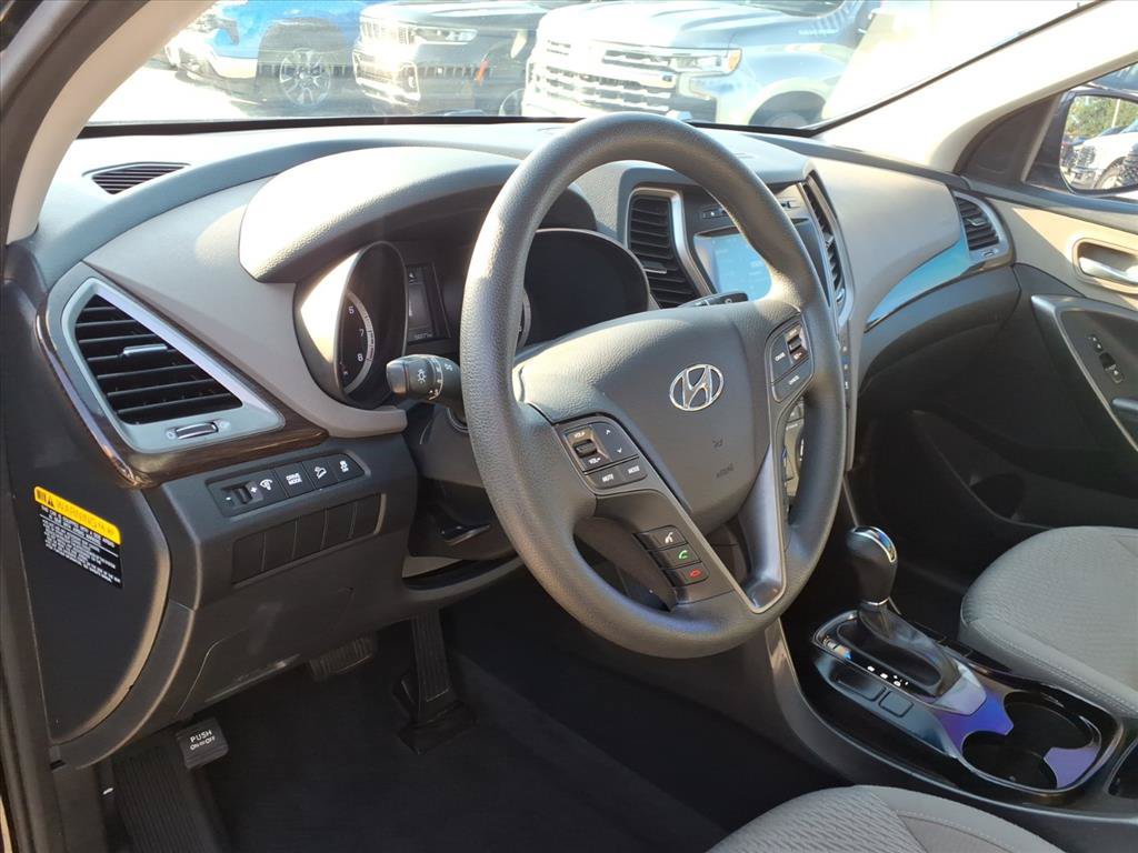 Used 2019 Hyundai Santa Fe XL SE FWD image 18