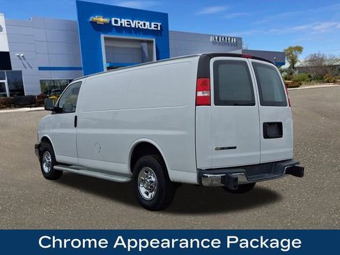 Used 2024 Chevrolet Express 2500 w/ Driver Convenience Package image 6
