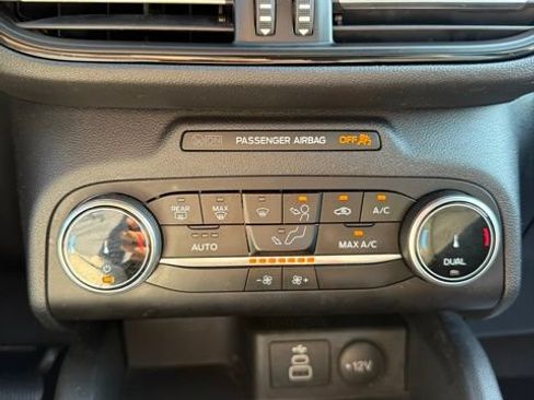 Used 2025 Ford Escape ST-Line FWD image 13